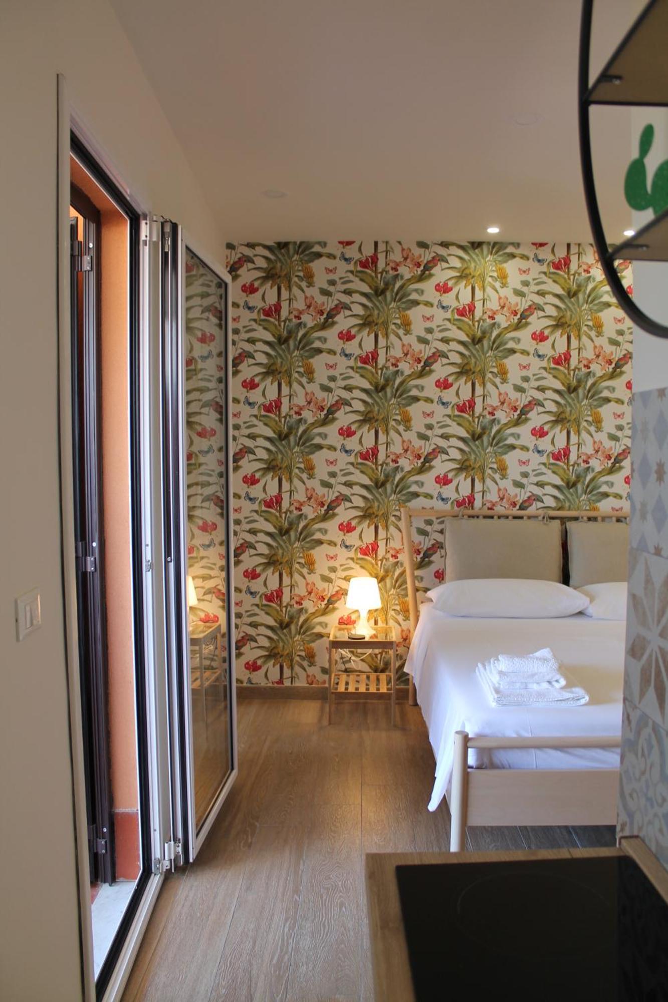 Donna Luisa-Catania Charming Apartment Exterior photo